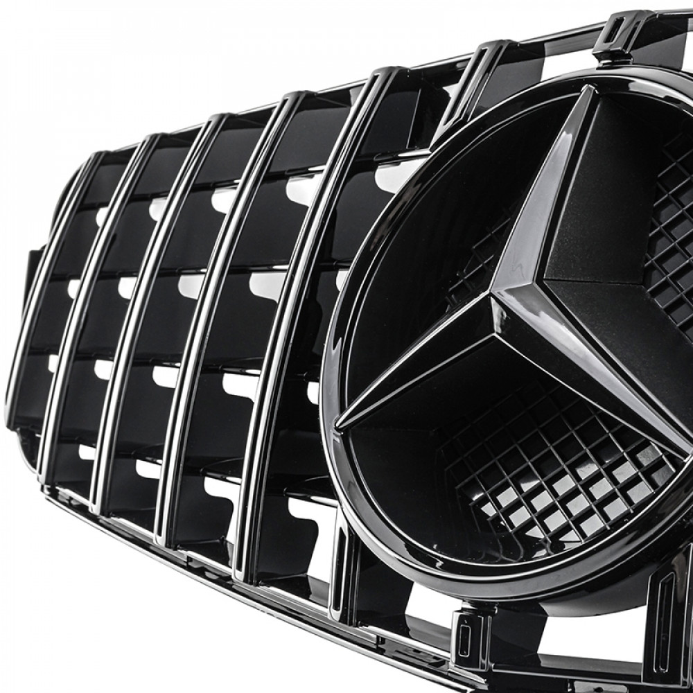 Решетка радиатора Mercedes C-Class W204 (2007-2014) в стиле Panamericana (Gloss Black)