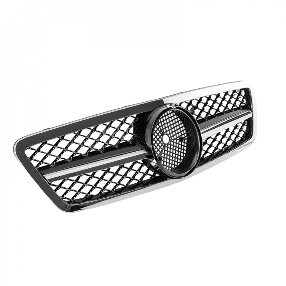 Решетка радиатора Mercedes C-klass W204 в стиле AMG Gloss Black