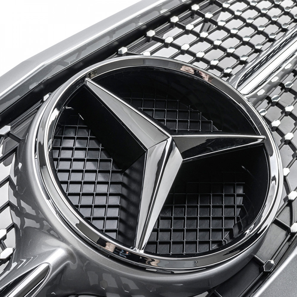 Решітка радіатора для Mercedes C-Class W205 (2014-2018) у стилі Diamond (Silver Chrome)