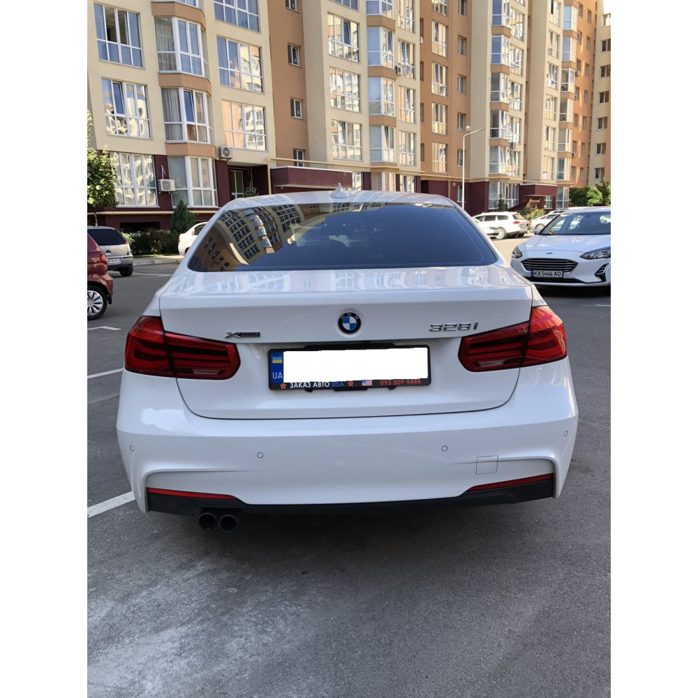 Бампер задній BMW 3 F30 М Пакет 2011 2019 дифузор 328 330 парктронік