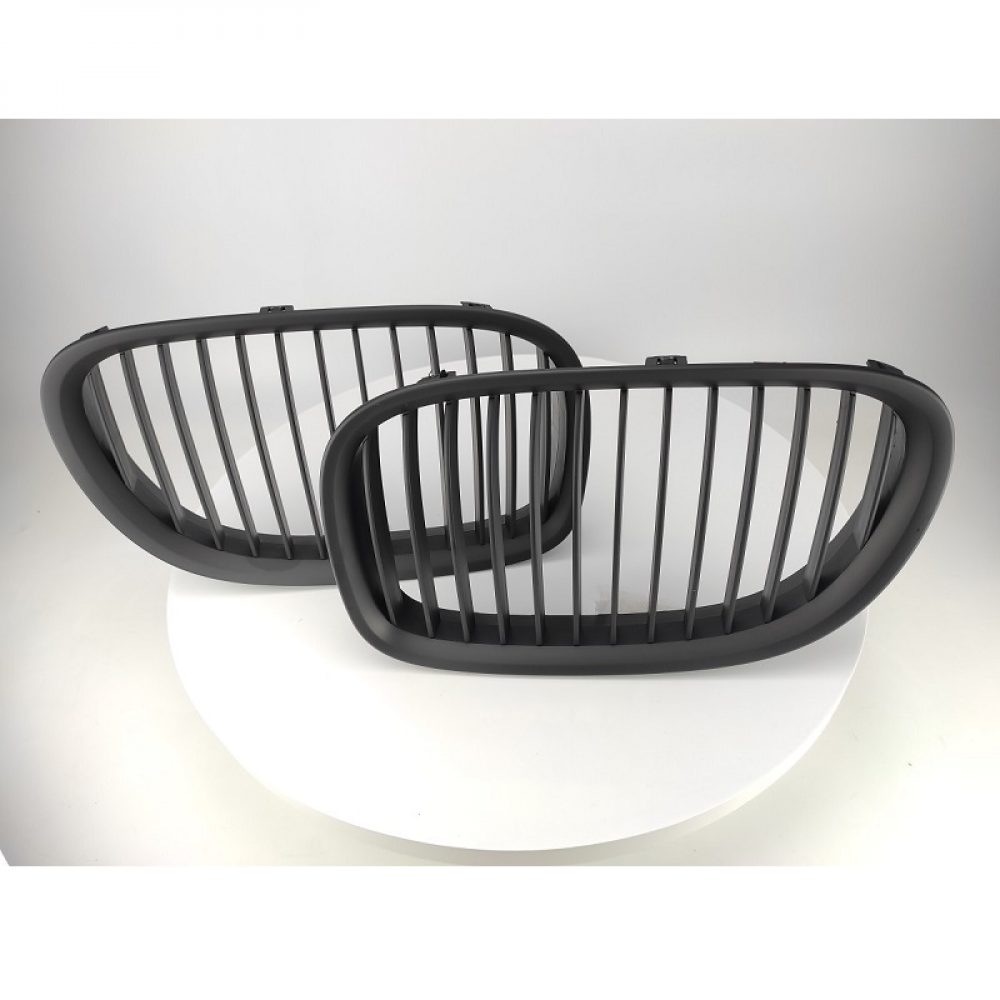 Решетки радиатора (ноздри) BMW 7-Series F01/F02 (2008-2015) черный матовый