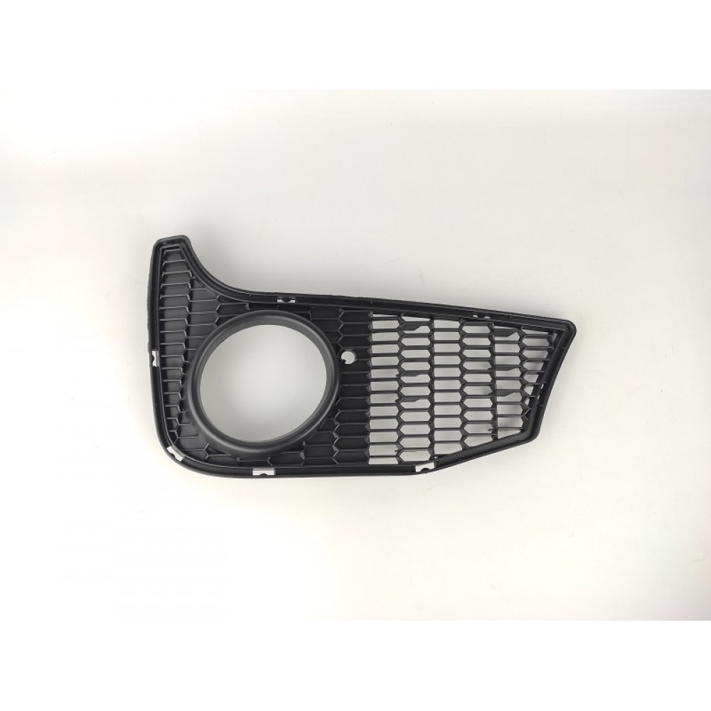 Рамка для переднего бампера с вырезом для птф M3 M4 PX BMW 3 F30 F31 F32 F33 F36 R