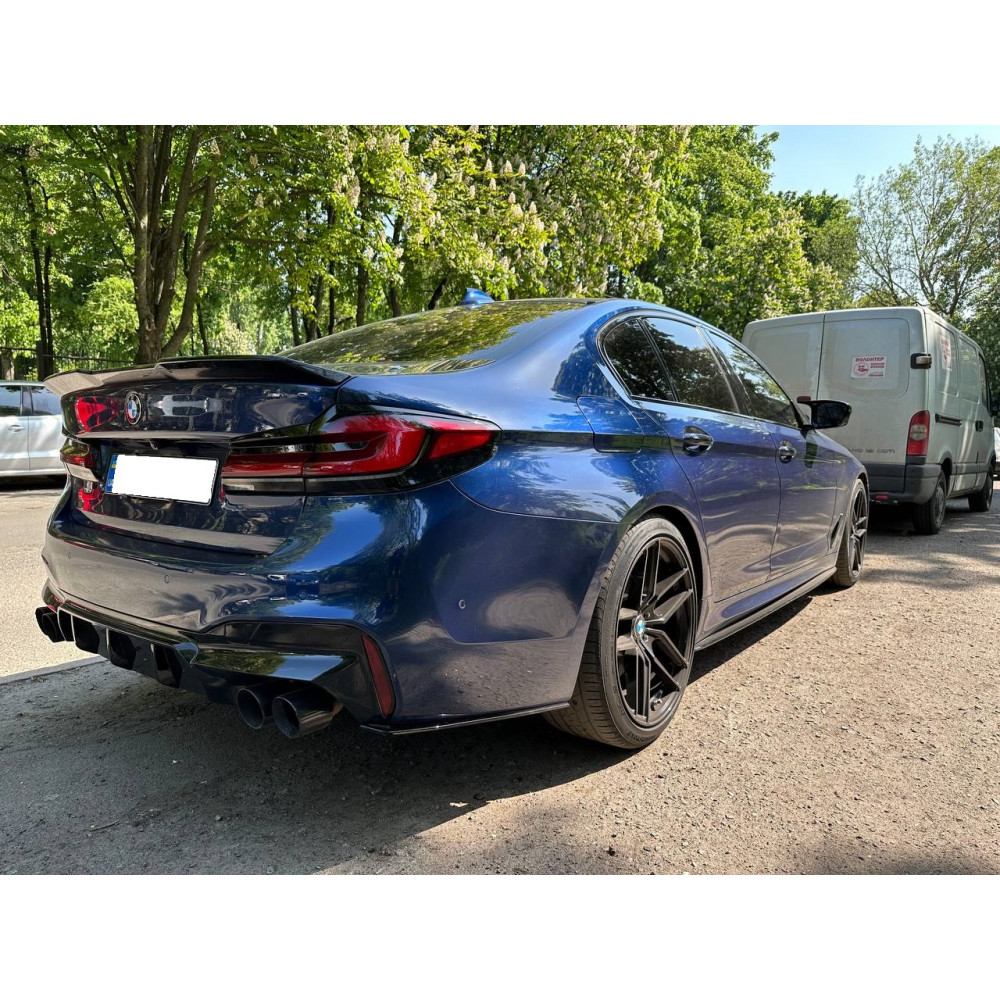 Спойлер крышки багажника BMW 5 G30 Pro Style черный глянец