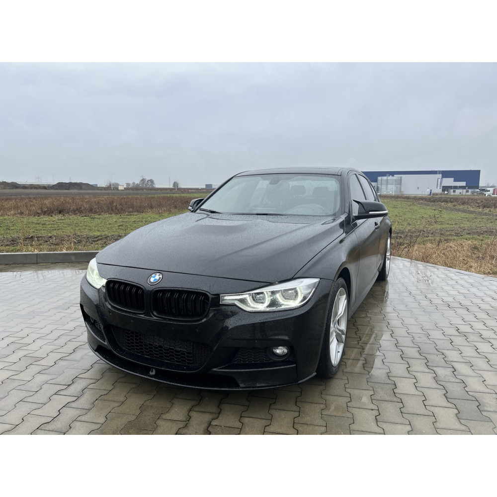 Решітки радіатора (ніздрі) BMW 3-Series F30/F31 (2011-2019) в стилі М3 Gloss Black (подвійні ребра)