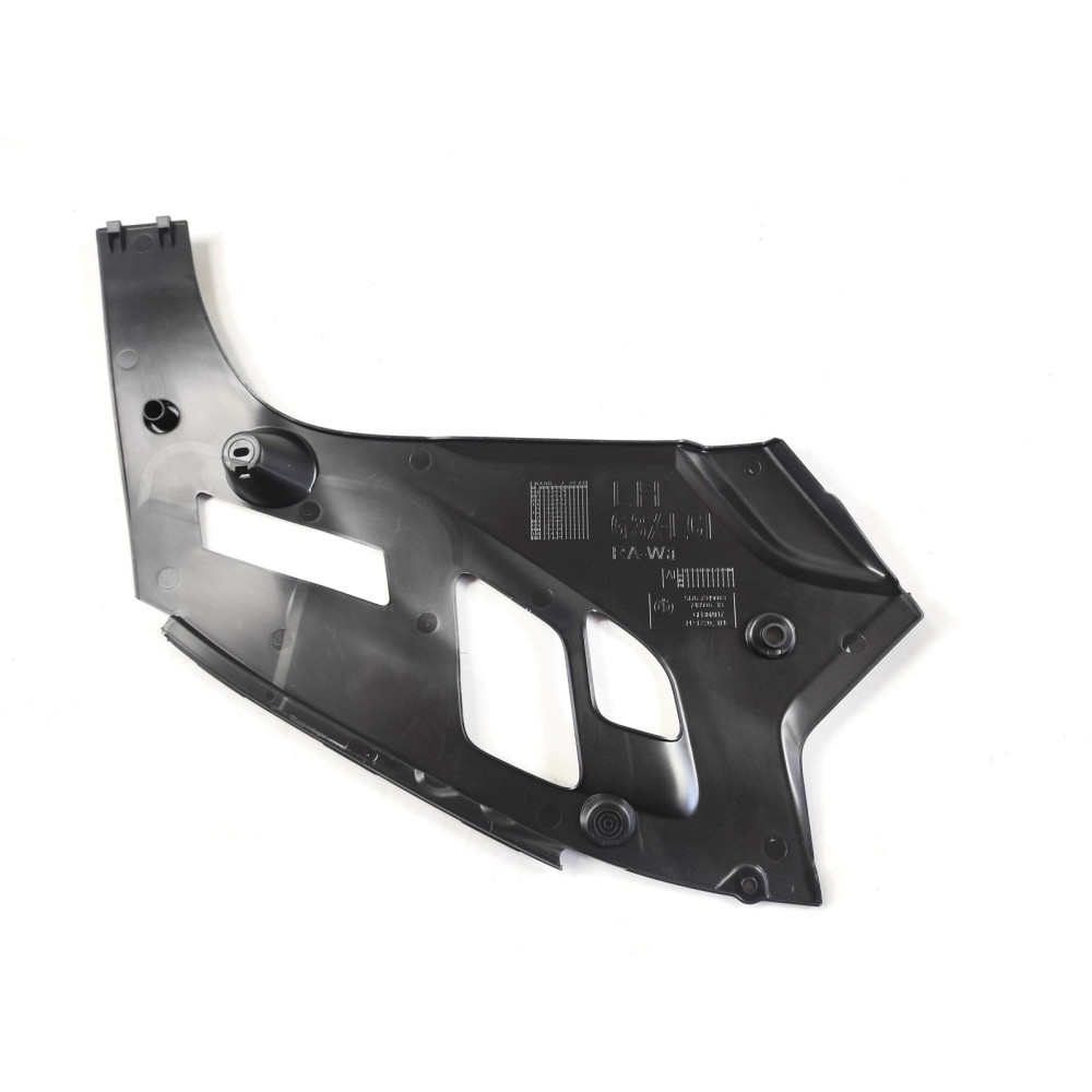 Щиток моторного отсека Л вх BMW G30 G31 51767349603