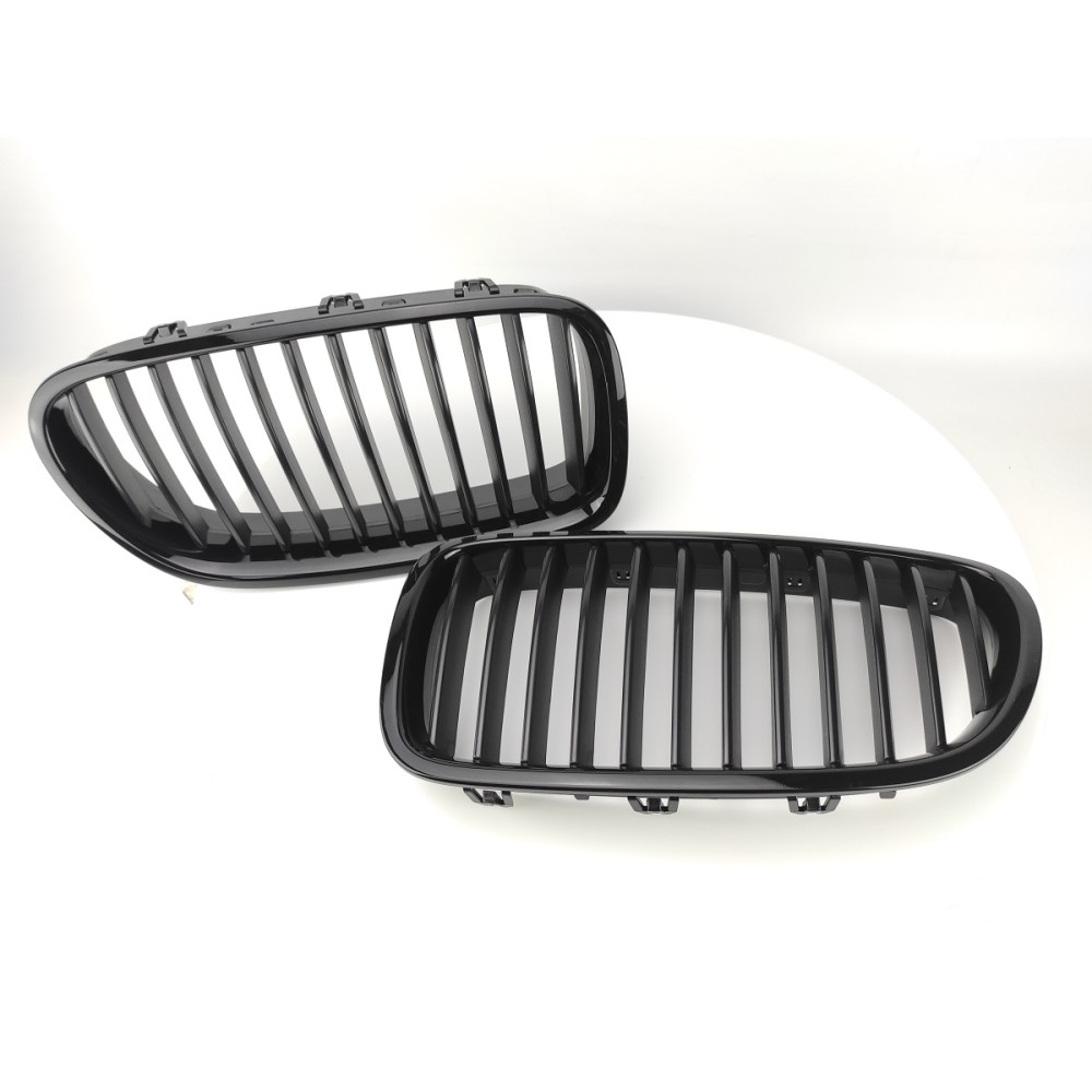 Решетки радиатора (ноздри) BMW 5-Series F10/F11 (2010-2016) в стиле M-Performance