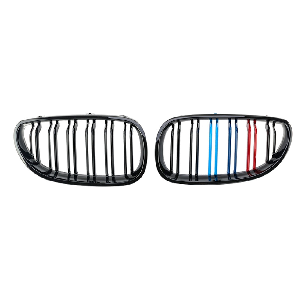 Решетки радиатора (ноздри) BMW 5 E60-E61 М5 Style Black / Tri-Color