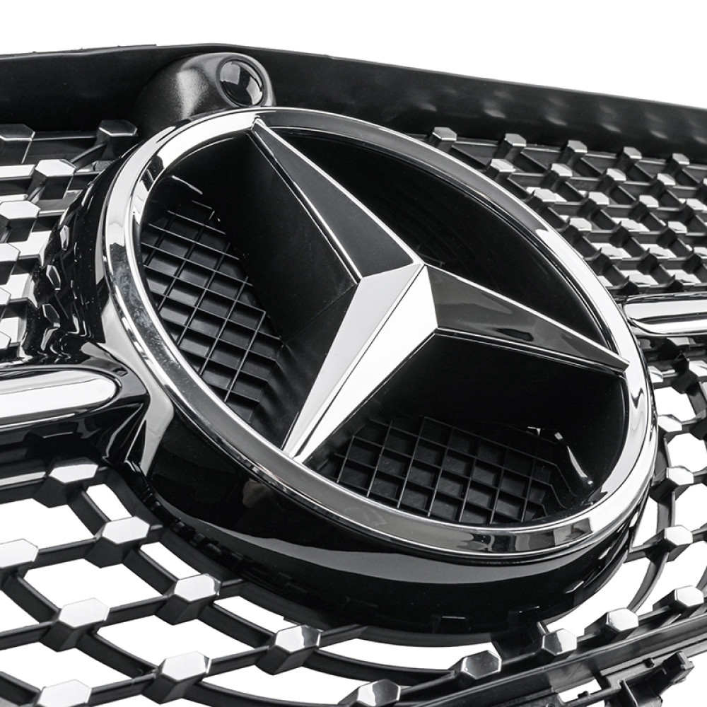 Решетка радиатора Mercedes E-klass W213 в стиле DIAMOND Black