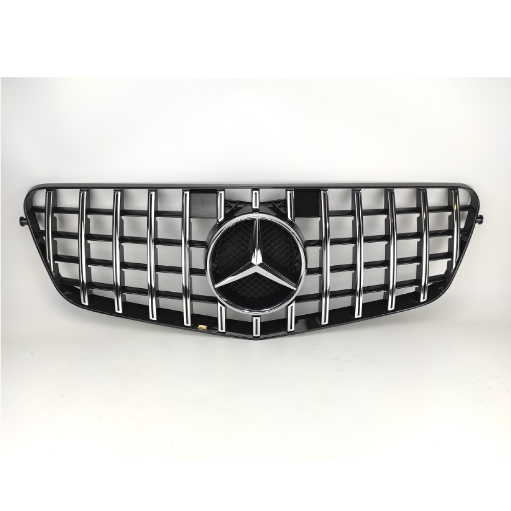 Решітка радіатора Mercedes E Class W212 стиль AMG Panamericana хром