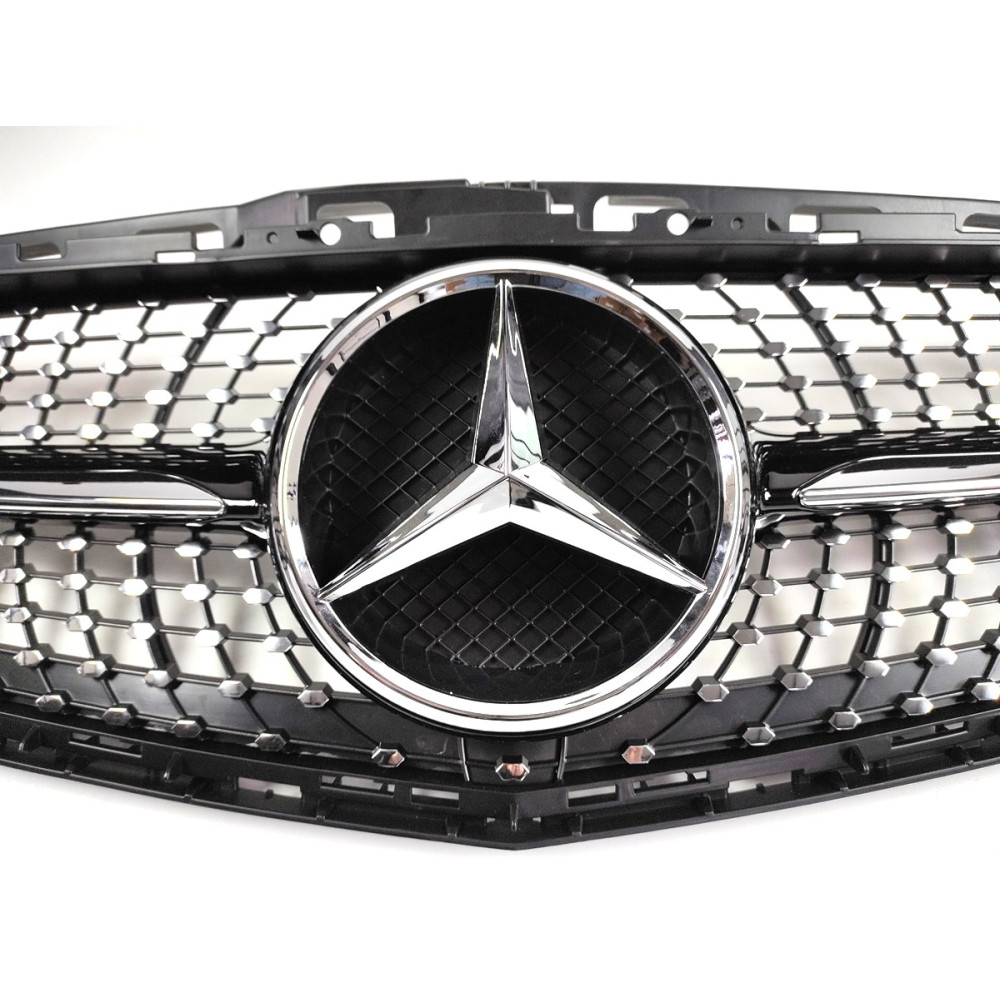 Решітка радіатора для Mercedes E-Class W212 (2013-2016) у стилі Diamond AMG Avantgarde Black Chrome