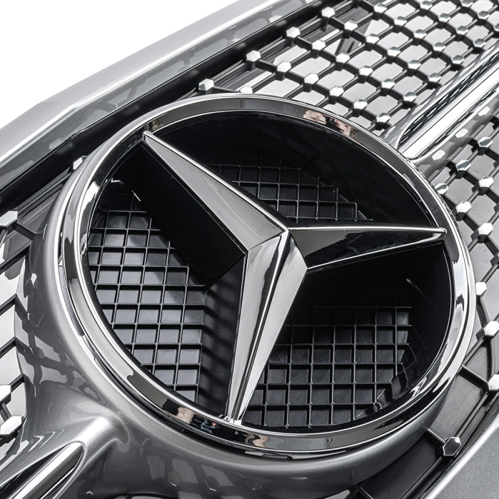 Решетка радиатора для Mercedes C-Class W205 (2014-2018) в стиле Diamond (Silver Chrome)
