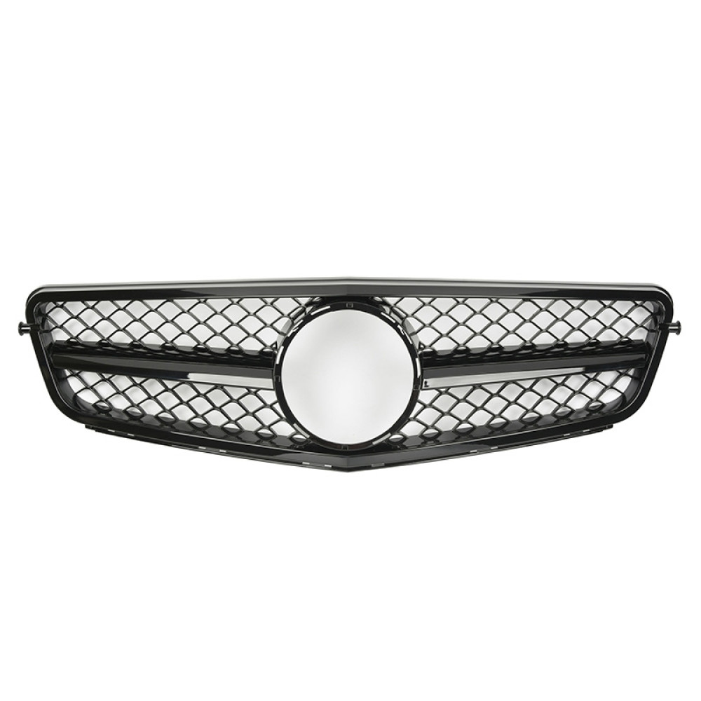 Решетка радиатора Mercedes C-klass W204 в стиле AMG Gloss Black
