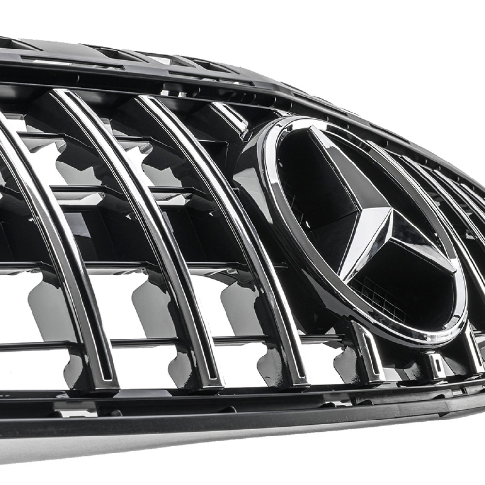 Решетка радиатора Mercedes A-Class W176 (2012-2015) в стиле GT PANAMERICANA (Black Chrome)