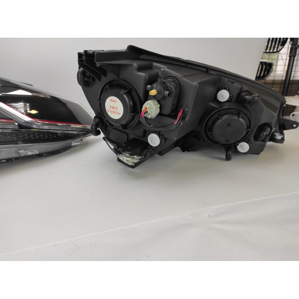Передние led фары Volkswagen Golf MK7 2014-2017 Дорестайл