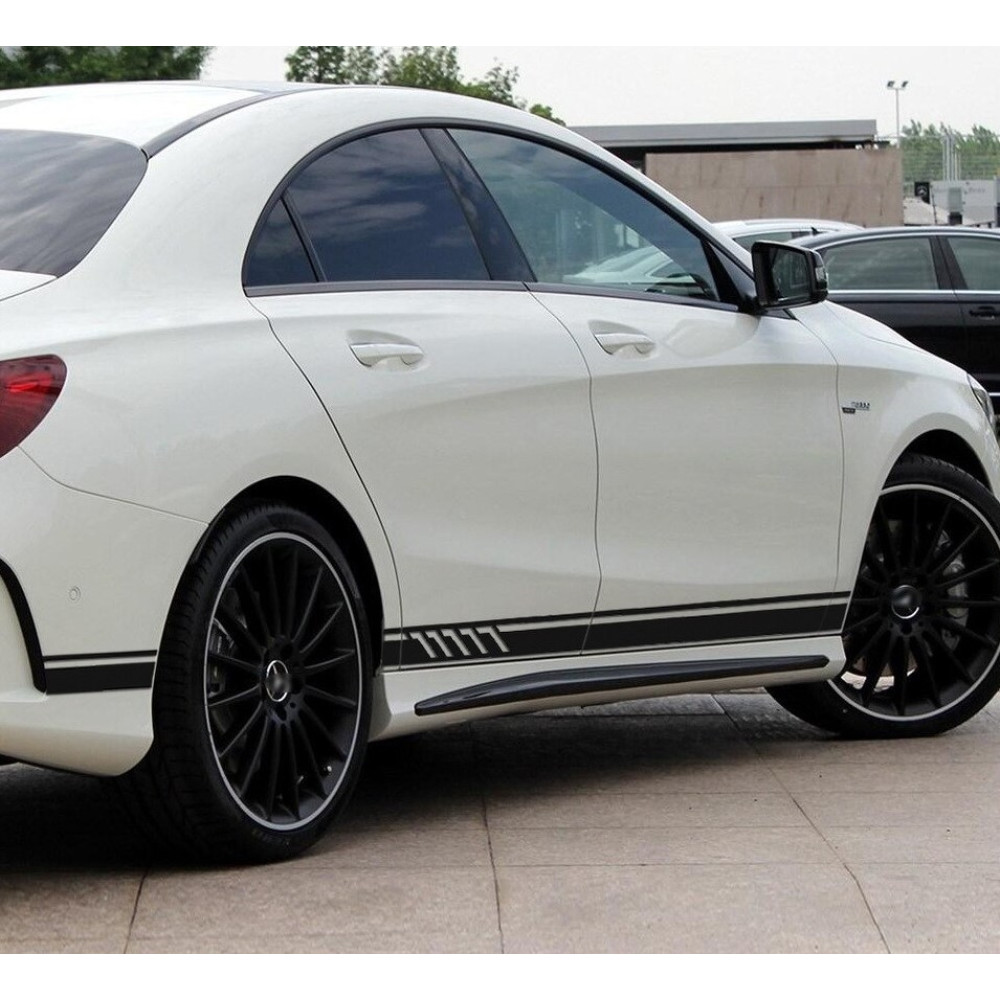Зовнішні накладки на пороги Mercedes CLA Class W117 стиль спорт AMG45