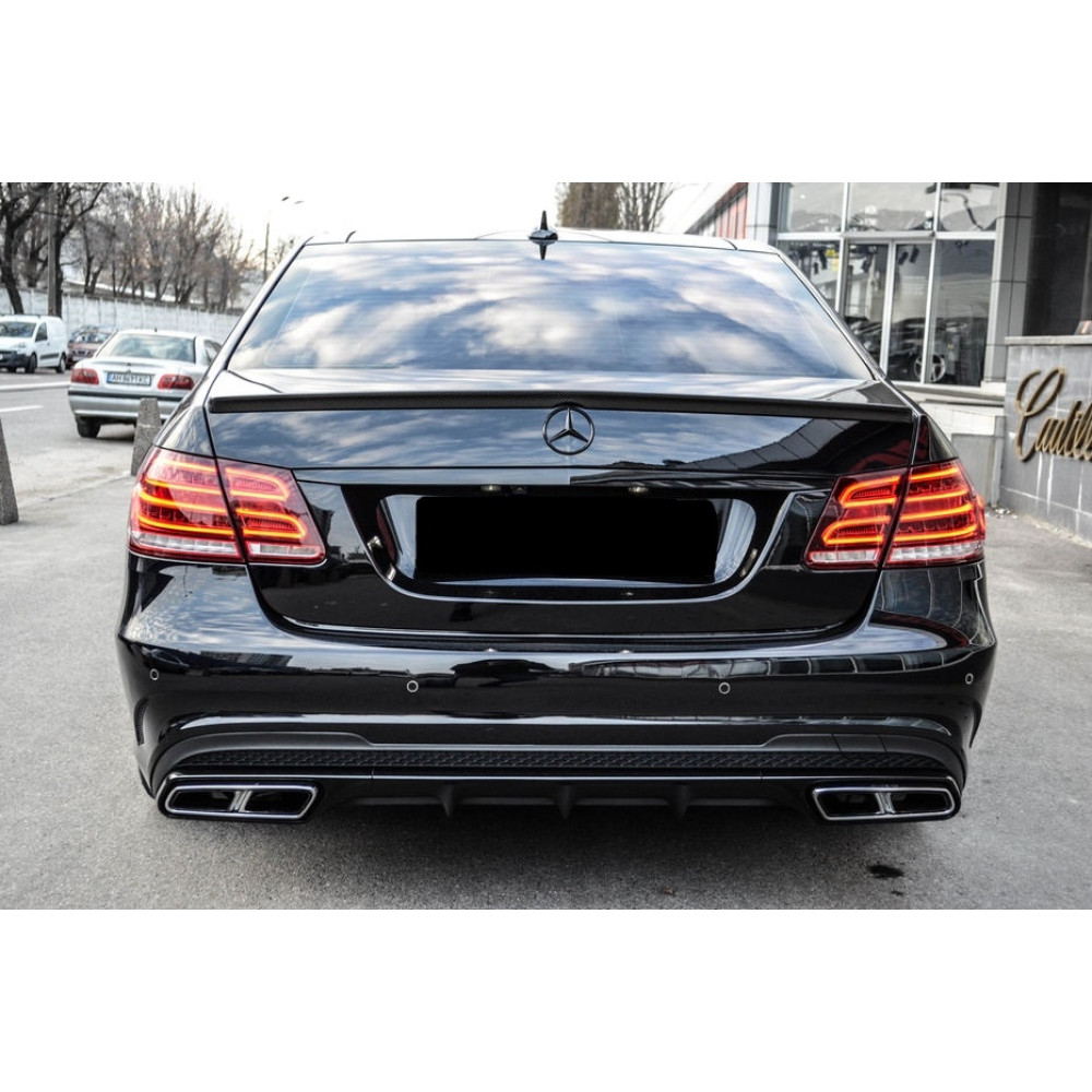 Бампер задний Mercedes E-Class W212 (2014-2016) в стиле AMG E63 под PDC