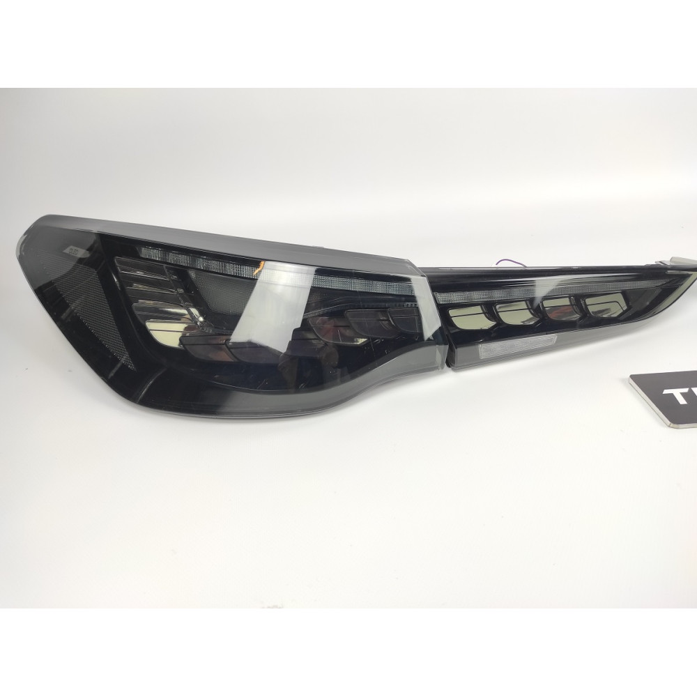 Задние фонари BMW Series 4 G22 GTS Shadow Line Style