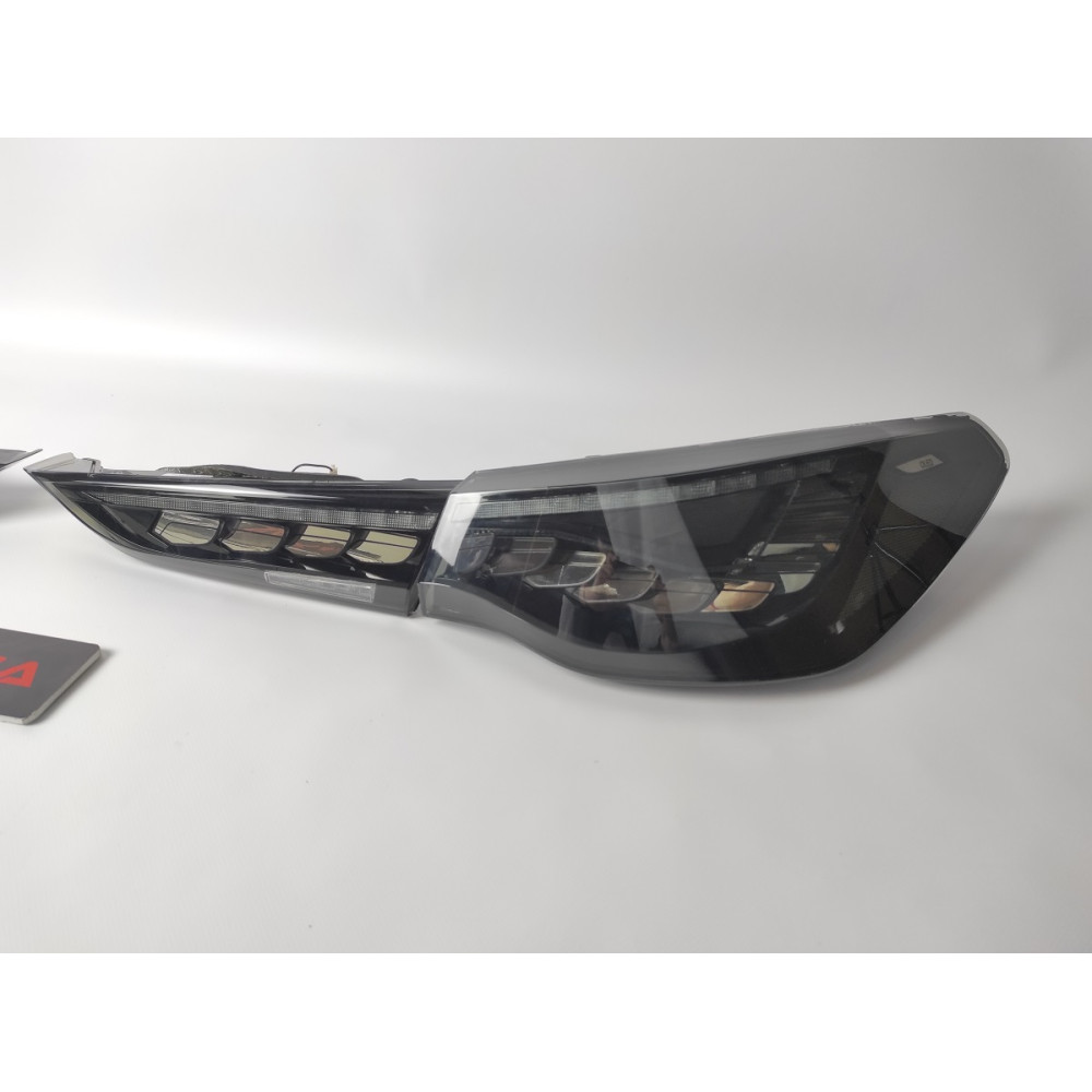 Задние фонари BMW Series 4 G22 GTS Shadow Line Style
