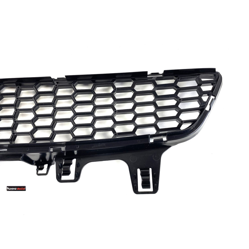 Центральная решетка переднего бампера M3 M4 BMW 3 F30 F32 F33 F36