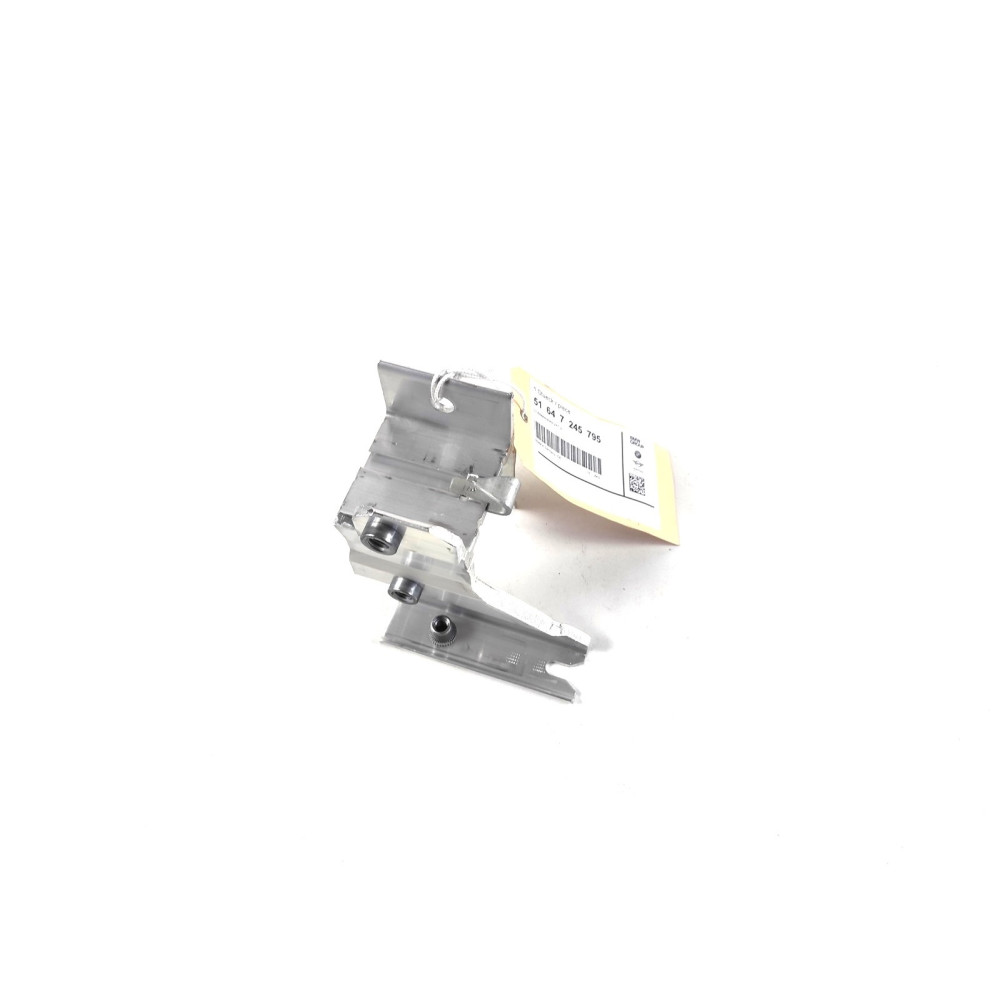 Кронштейн L передней балки BMW F20/F22/F30