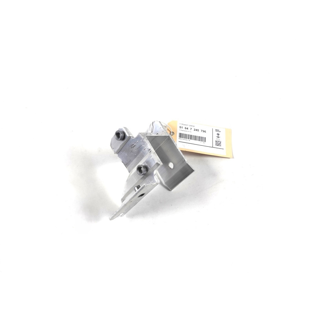 Кронштейн R передньої балки BMW F20/F22/F30