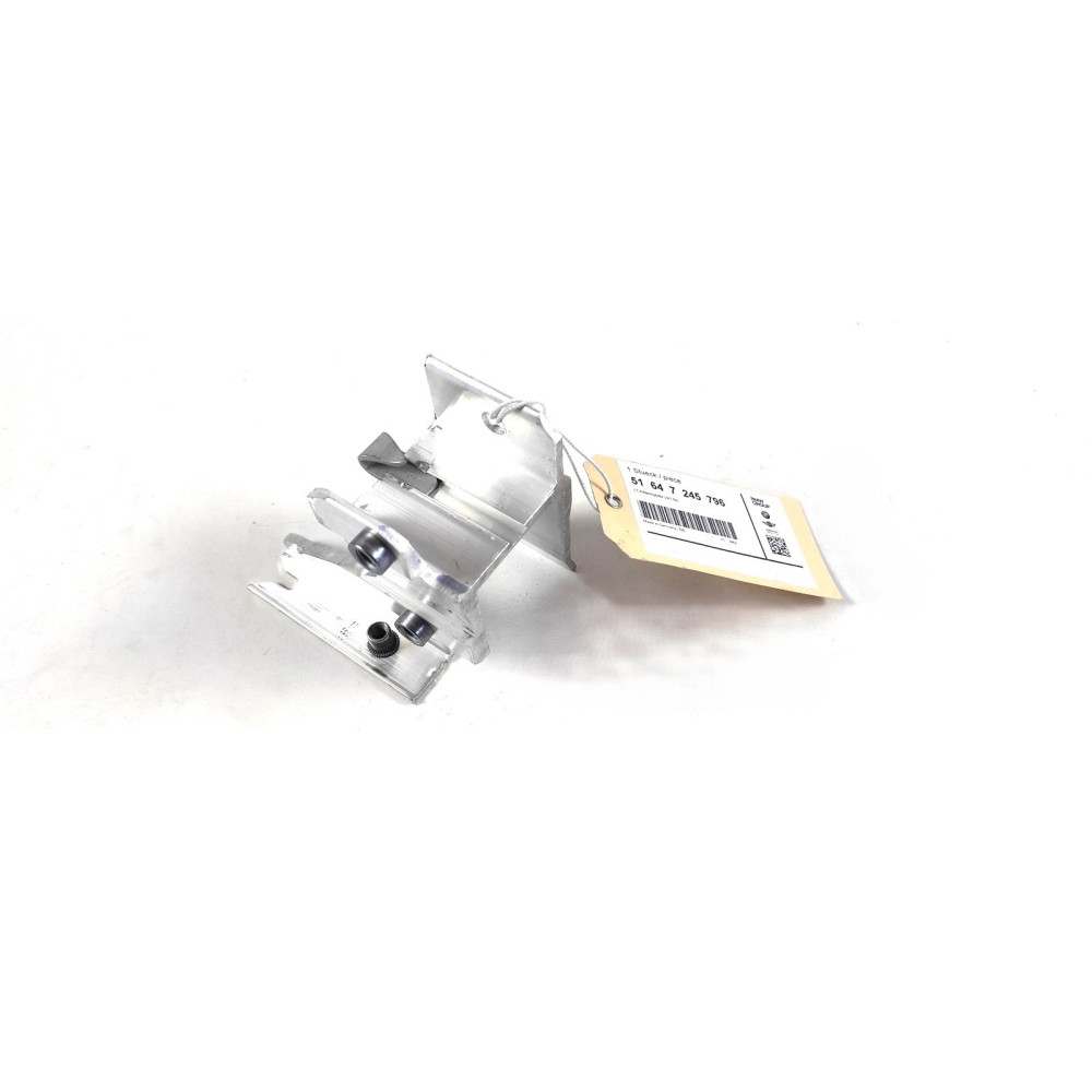 Кронштейн R передньої балки BMW F20/F22/F30