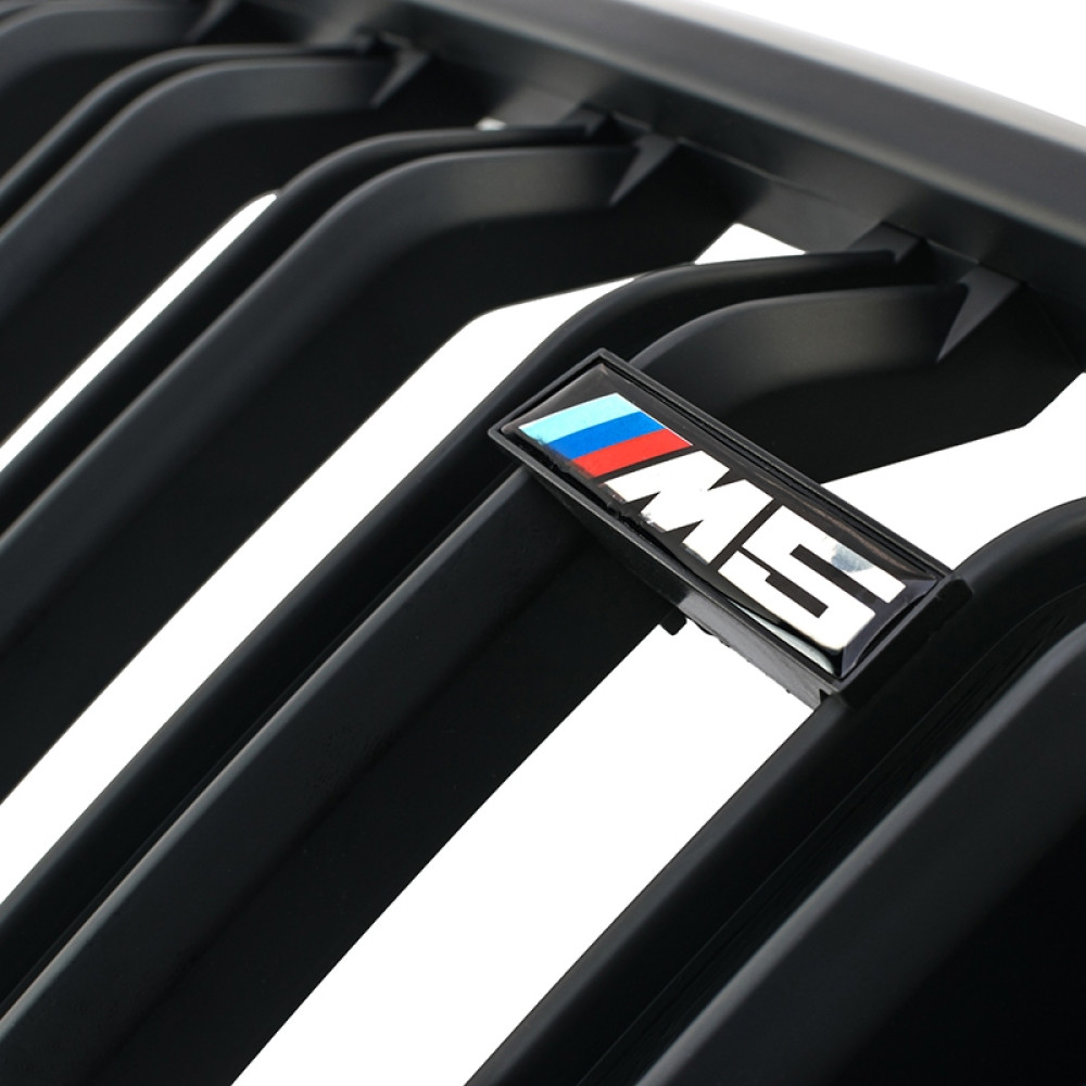 Решетка радиатора (ноздри) BMW 5-Series G30/G31 (2016-2020) в стиле M5 (Matte)